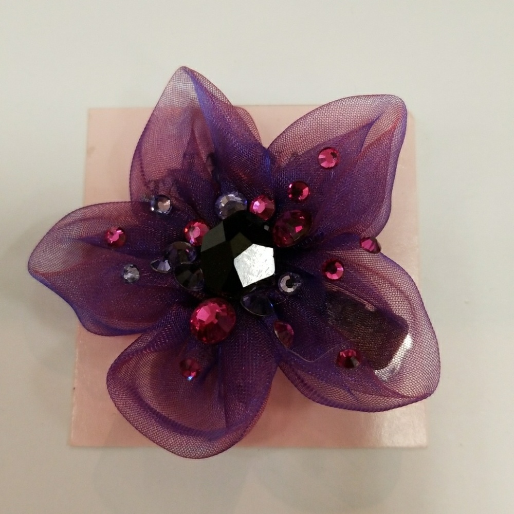 Original Tarina Tarantino Ribbon Hair clasp